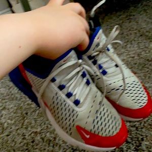 nike size 6 (women) blue, red, and white tennis shoes